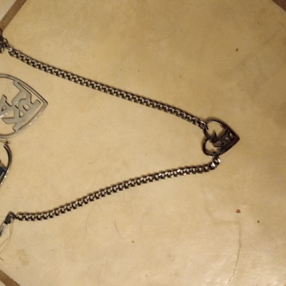 Necklace - Picture 1 of 3